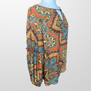 Chico's Women's Size 3 Large Top Shirt Long Slit Sleeve Earth Tones Paisley‎